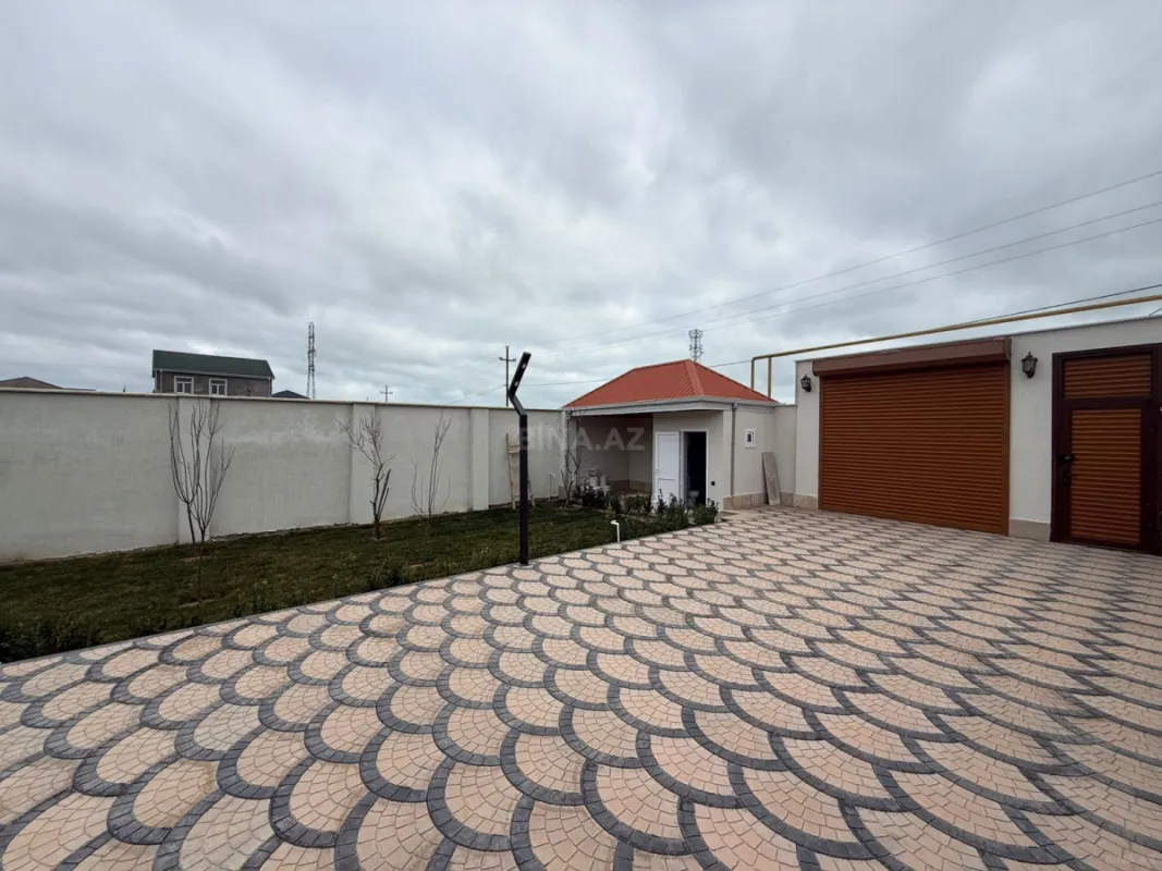 Satılır 4 otaqlı həyət evi 145 m²