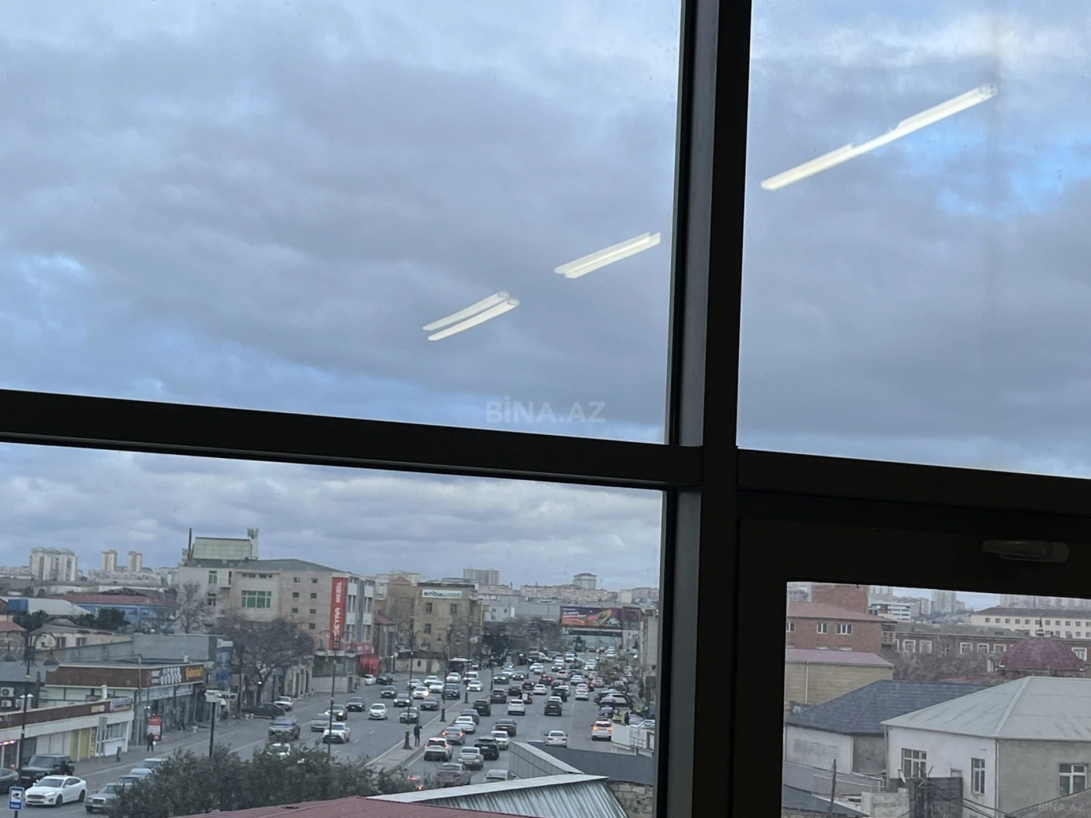 Kirayə verilir 3 otaqlı ofis 60 m²