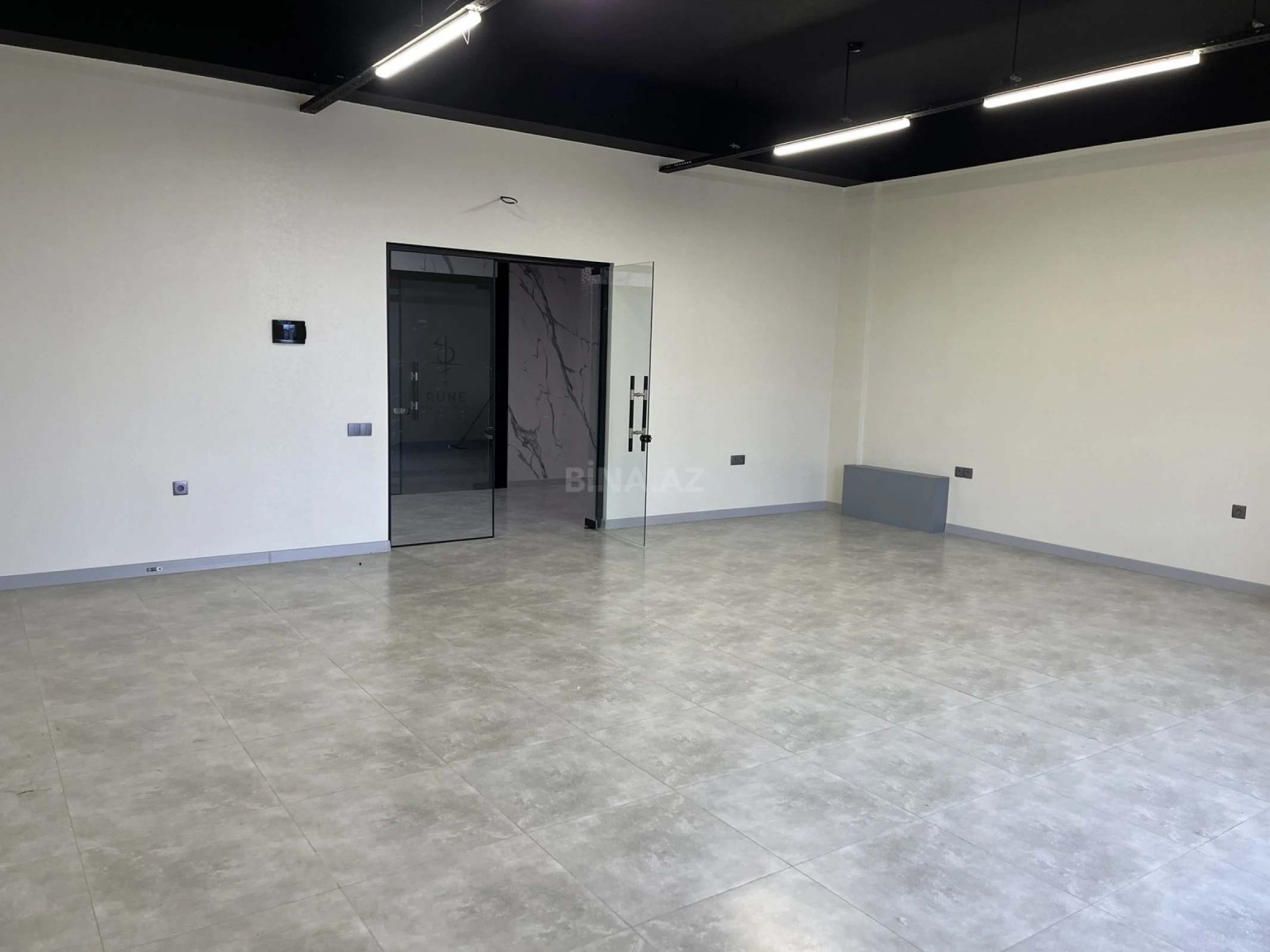 Kirayə verilir 3 otaqlı ofis 60 m²