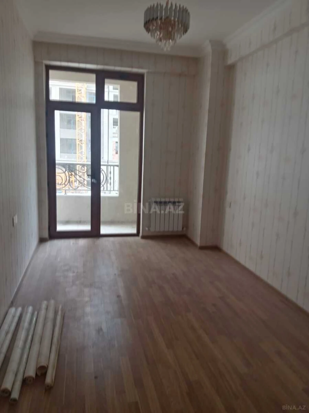 Satılır 2 otaqlı mənzil 99 m²