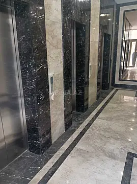 Satılır 2 otaqlı mənzil 99 m²