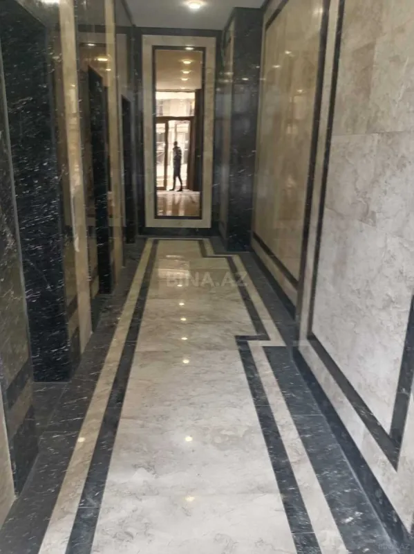 Satılır 2 otaqlı mənzil 99 m²