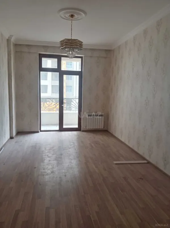 Satılır 2 otaqlı mənzil 99 m²