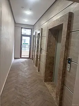 Satılır 2 otaqlı mənzil 99 m²