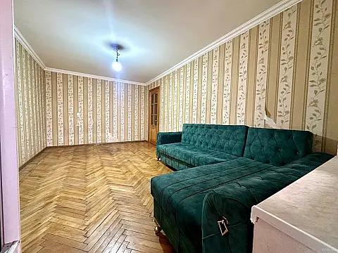Satılır 1 otaqlı mənzil 35 m²
