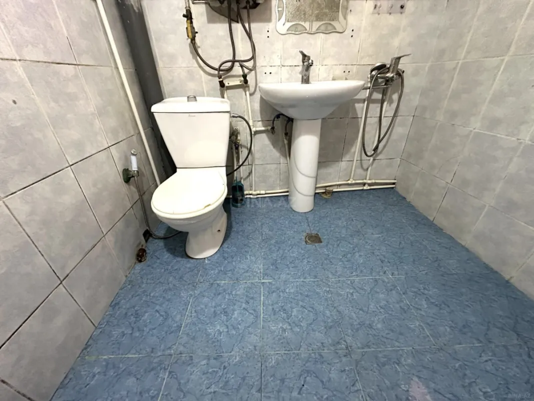 Satılır 1 otaqlı mənzil 35 m²