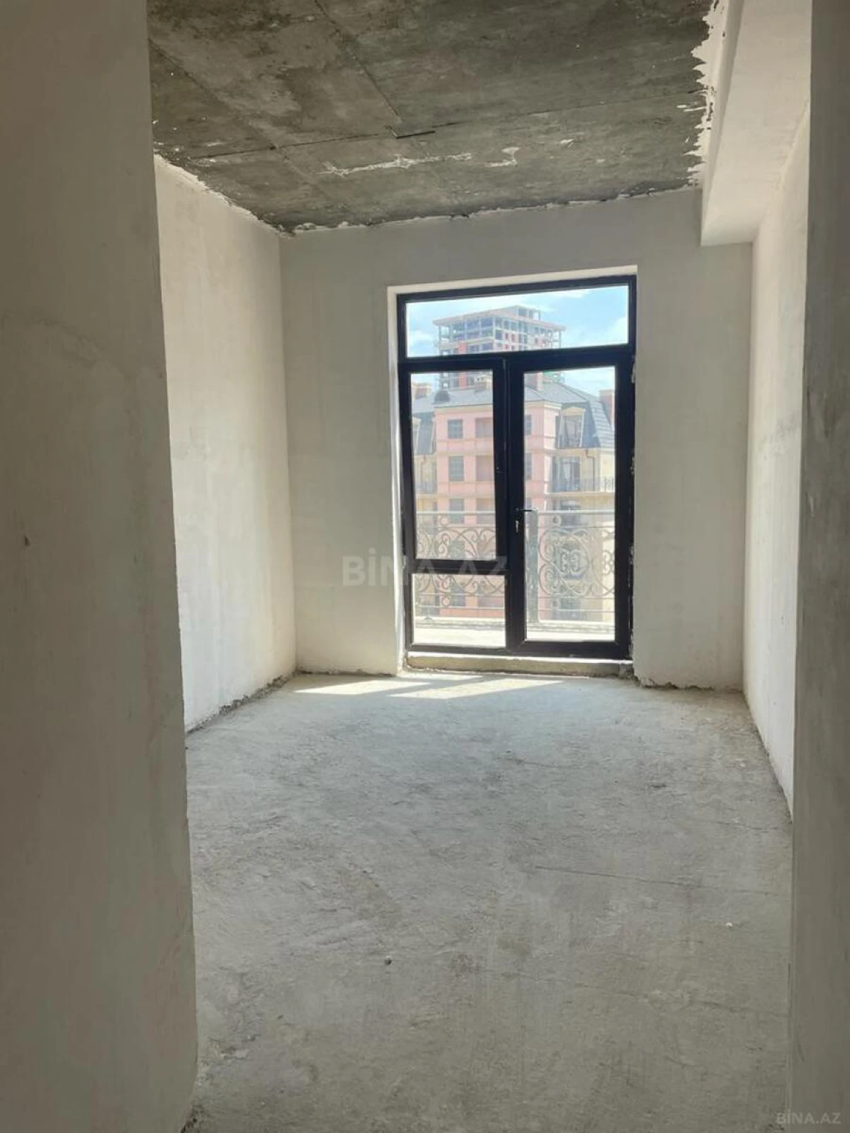 Satılır 1 otaqlı mənzil 50 m²