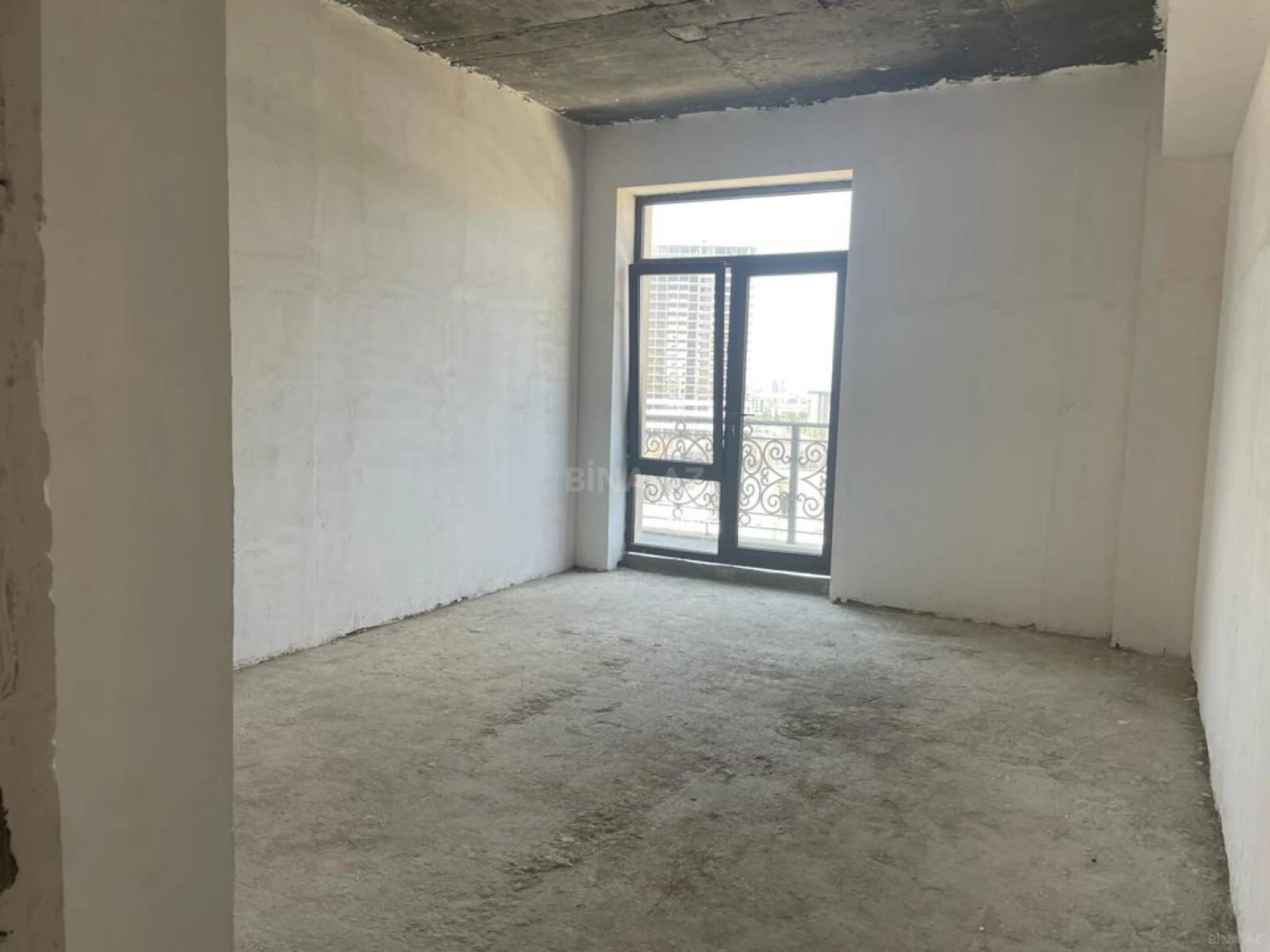 Satılır 1 otaqlı mənzil 50 m²