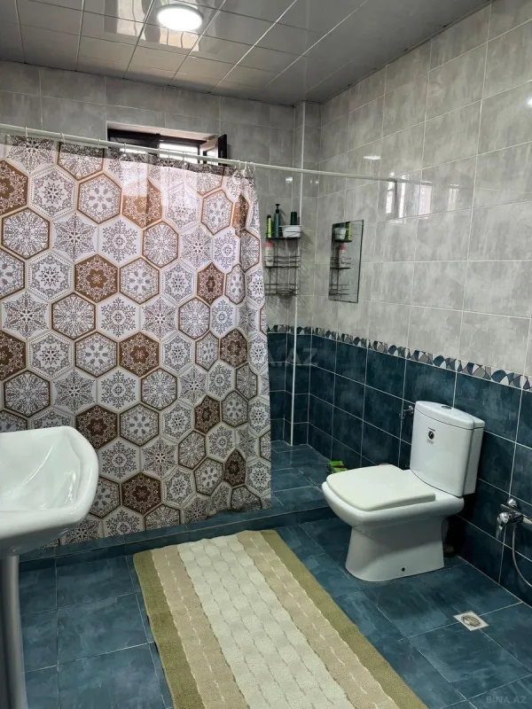 Satılır 7 otaqlı həyət evi 400 m²