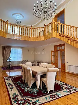 Satılır 7 otaqlı həyət evi 400 m²