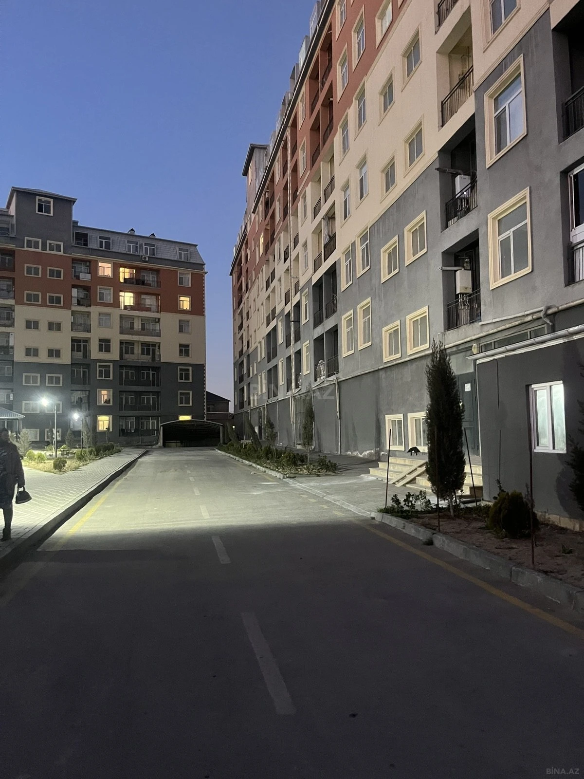 Kirayə verilir 2 otaqlı mənzil 63 m²