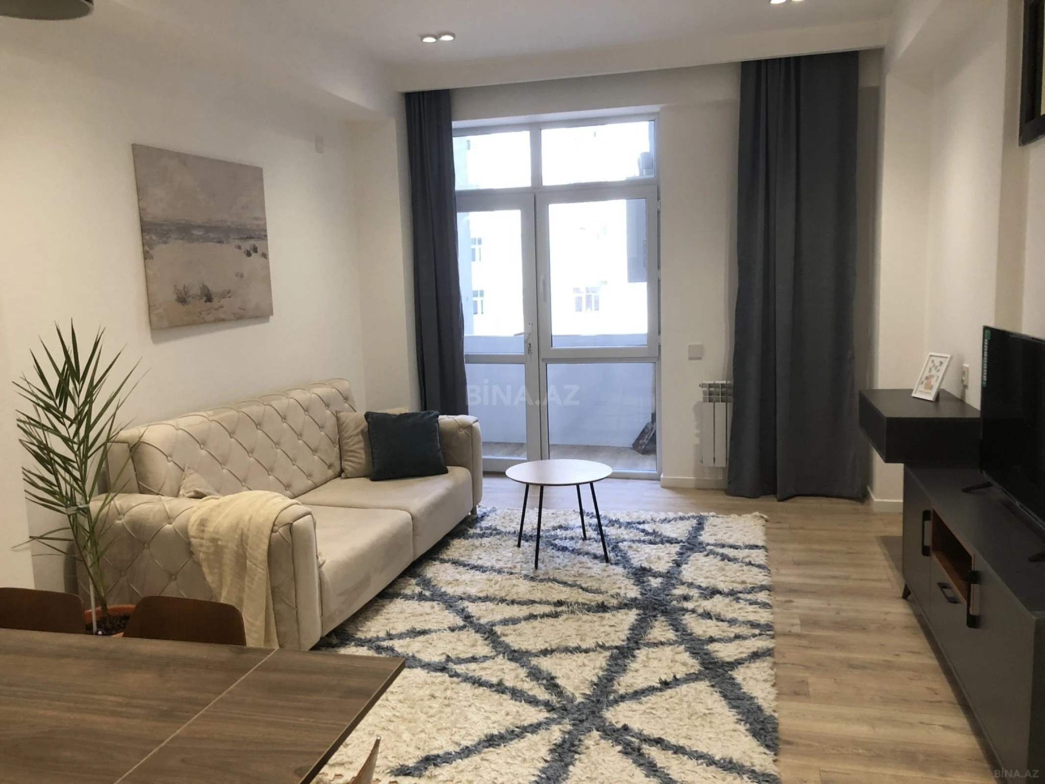 Kirayə verilir 1 otaqlı mənzil 65 m²