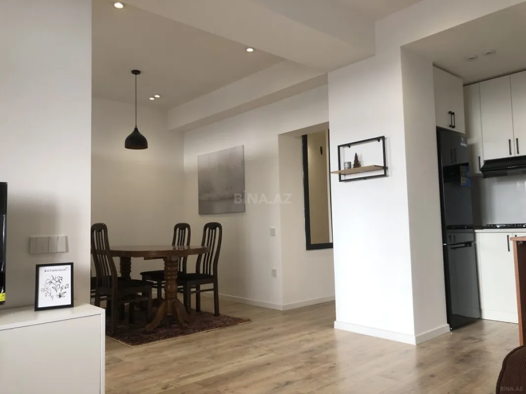 Kirayə verilir 1 otaqlı mənzil 65 m²