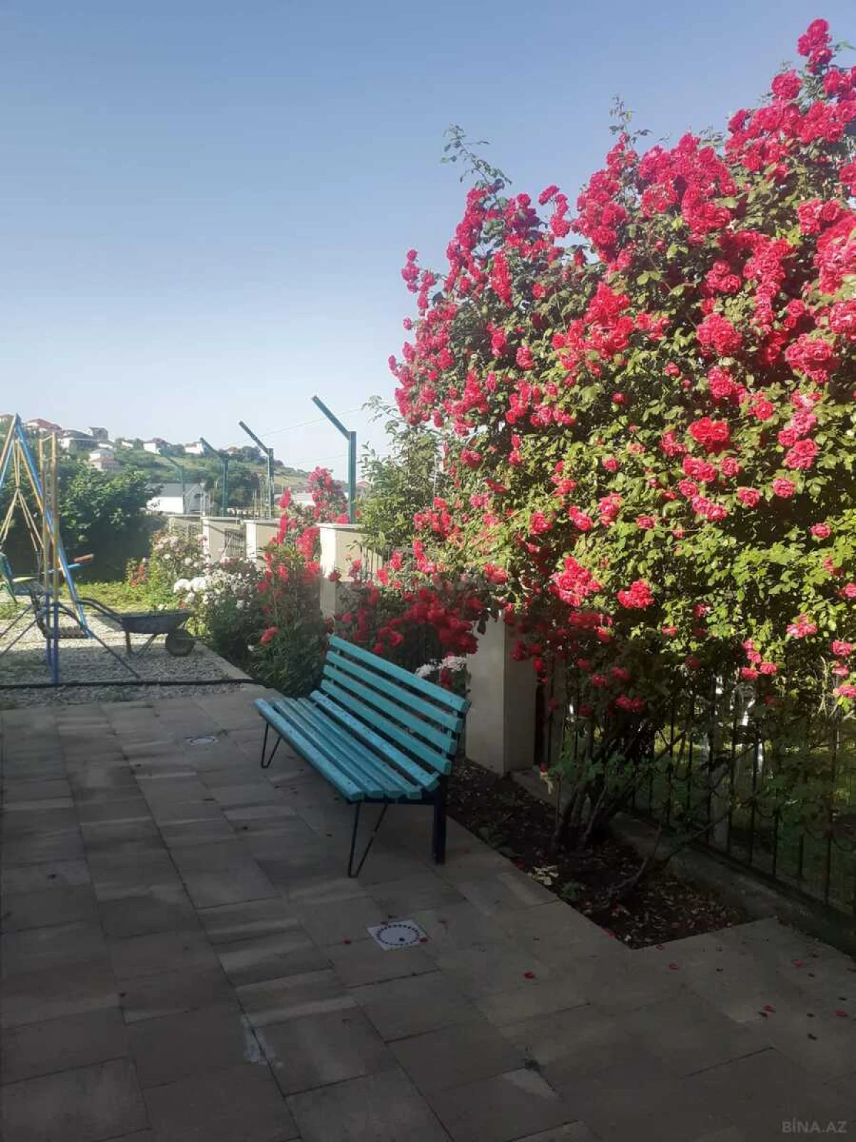 Satılır 5 otaqlı həyət evi 165 m²