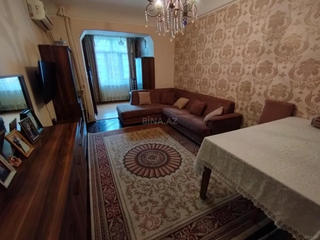 Satılır 3 otaqlı mənzil 70 m²