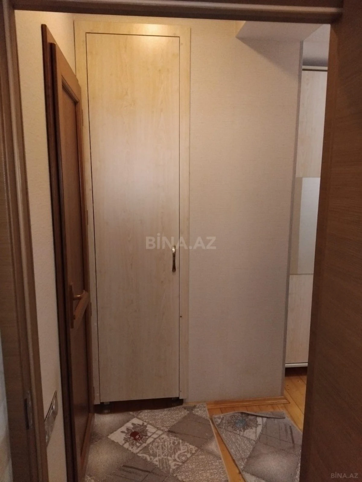 Kirayə verilir 2 otaqlı mənzil 65 m²