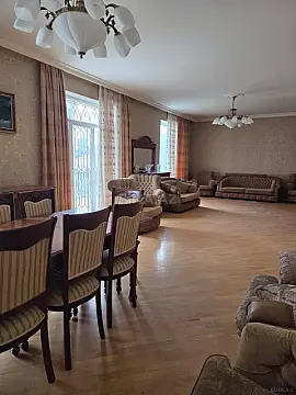 Kirayə verilir 5 otaqlı həyət evi 450 m²