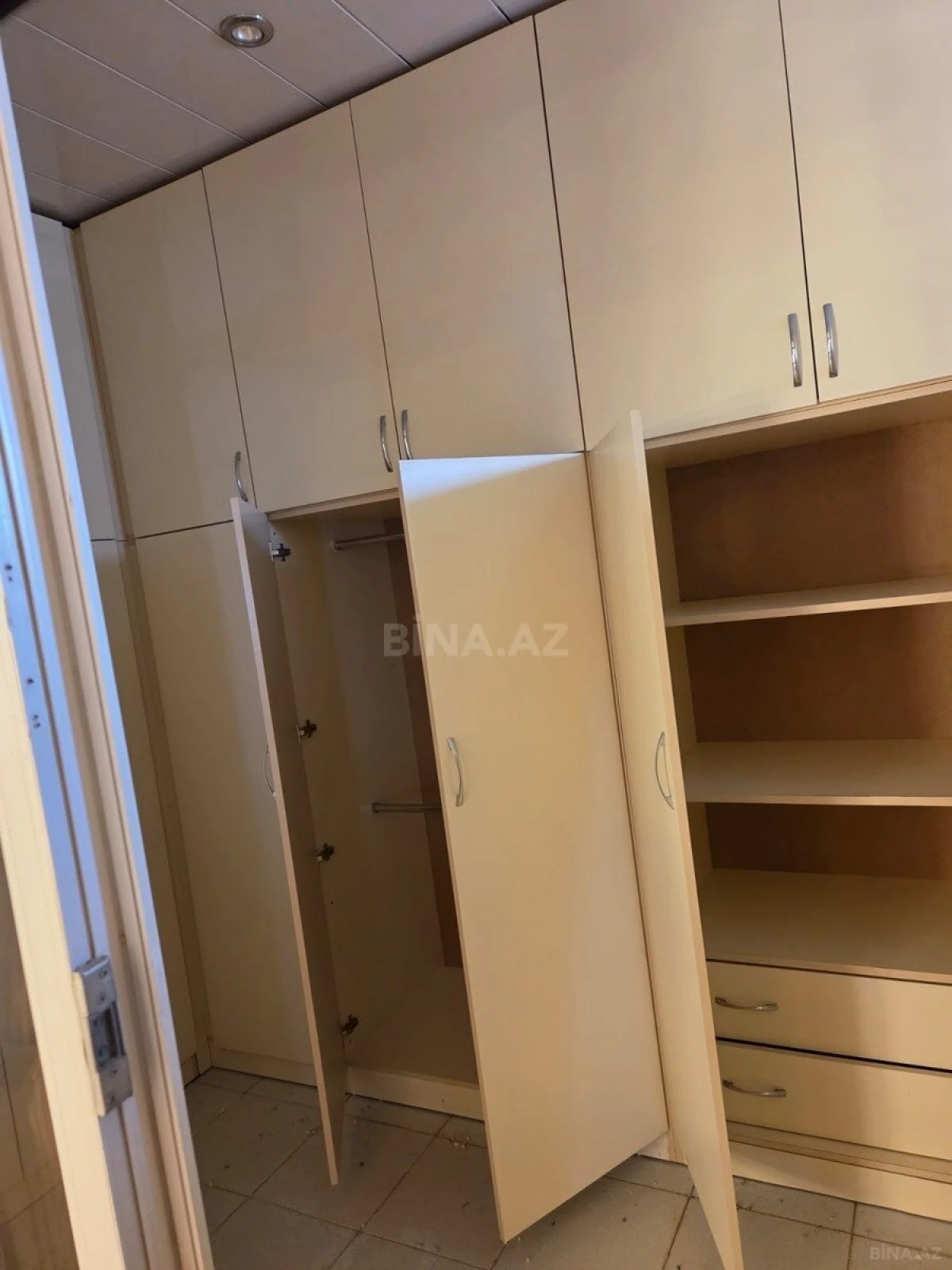 Kirayə verilir 5 otaqlı həyət evi 450 m²