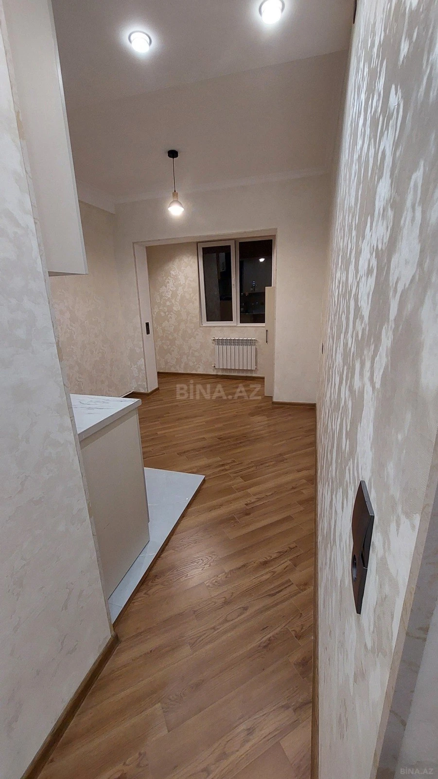 Satılır 2 otaqlı mənzil 70 m²