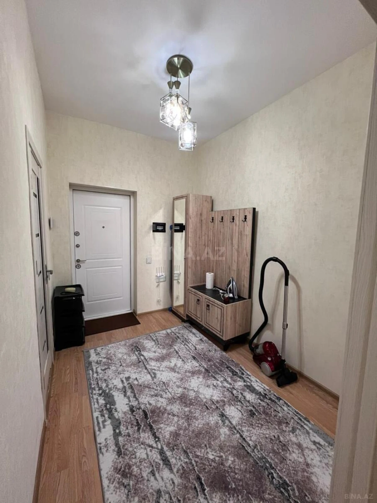 Kirayə verilir 2 otaqlı mənzil 55 m²