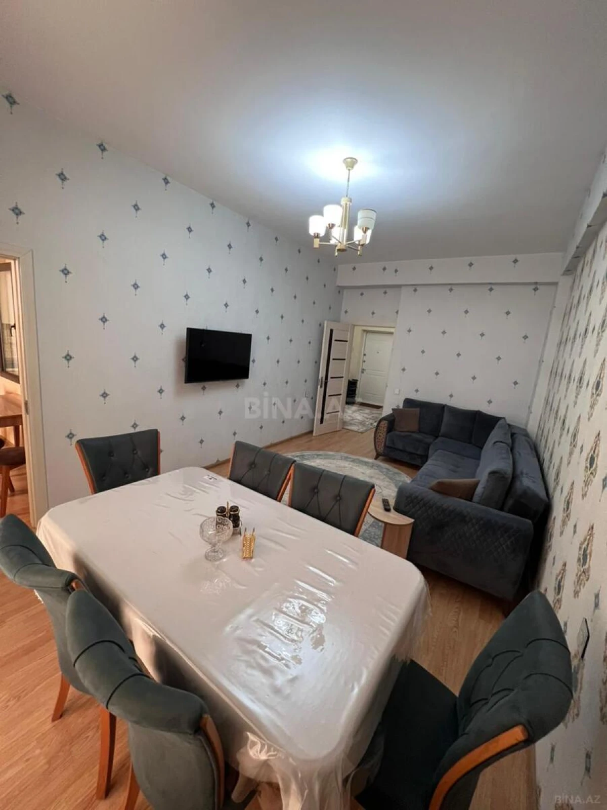 Kirayə verilir 2 otaqlı mənzil 55 m²