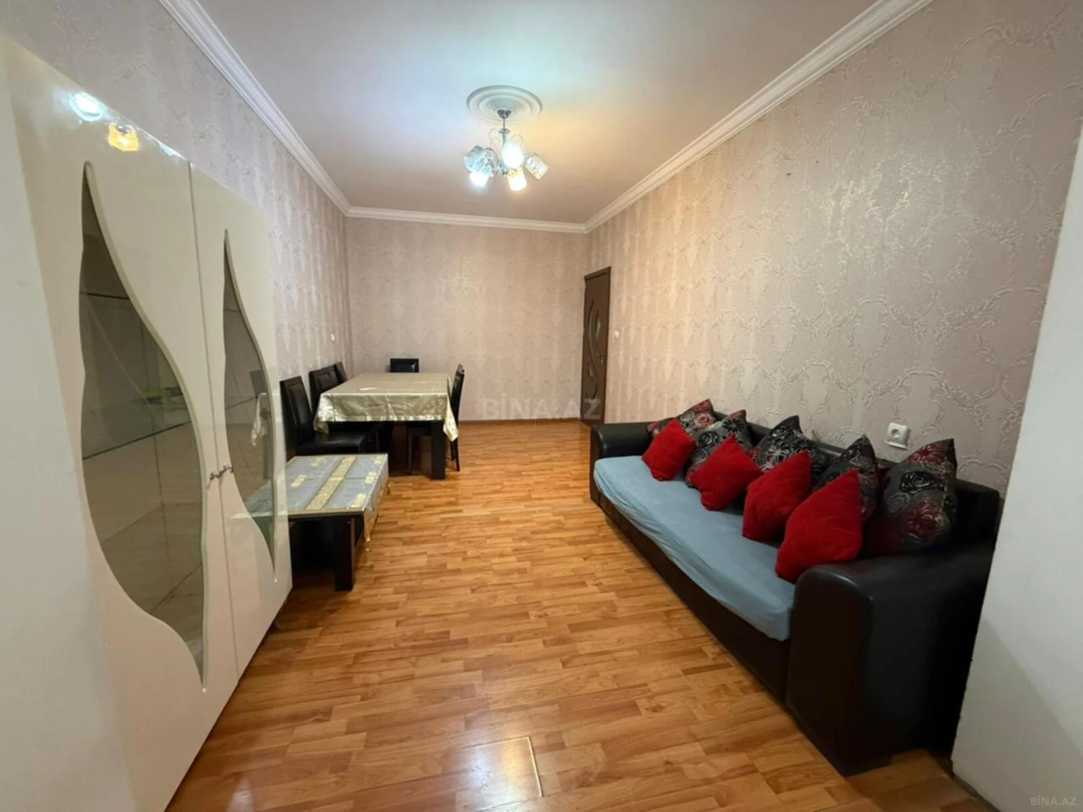 Kirayə verilir 3 otaqlı mənzil 85 m²