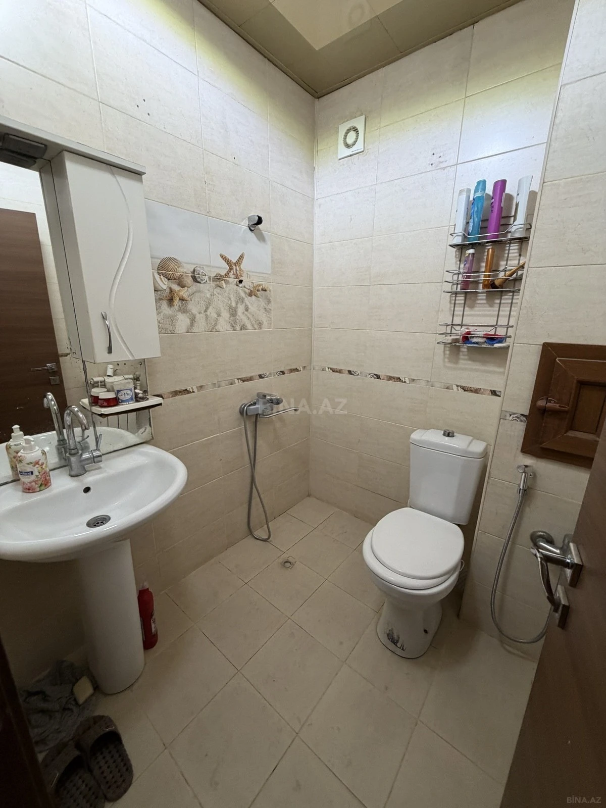Kirayə verilir 2 otaqlı mənzil 60 m²