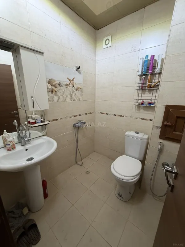 Kirayə verilir 2 otaqlı mənzil 60 m²
