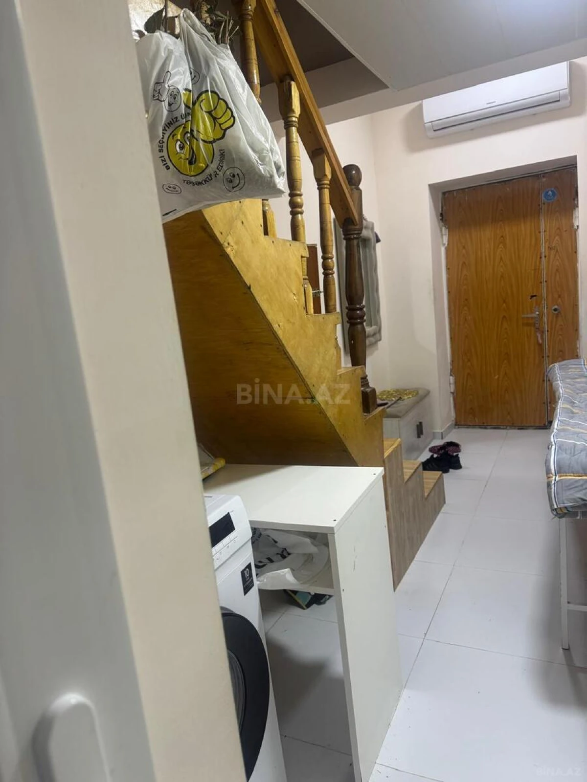 Satılır 4 otaqlı mənzil 100 m²