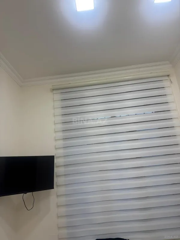 Satılır 4 otaqlı mənzil 100 m²