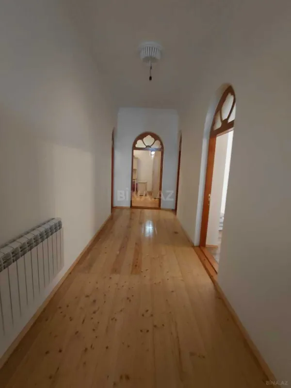 Satılır 4 otaqlı həyət evi 220 m²