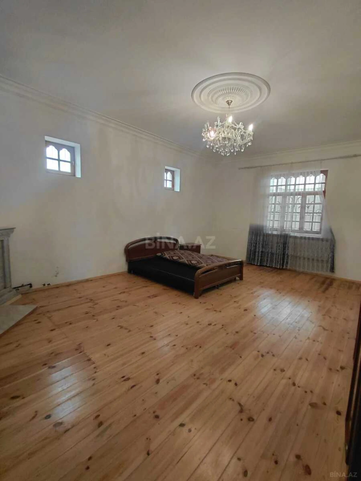 Satılır 4 otaqlı həyət evi 220 m²
