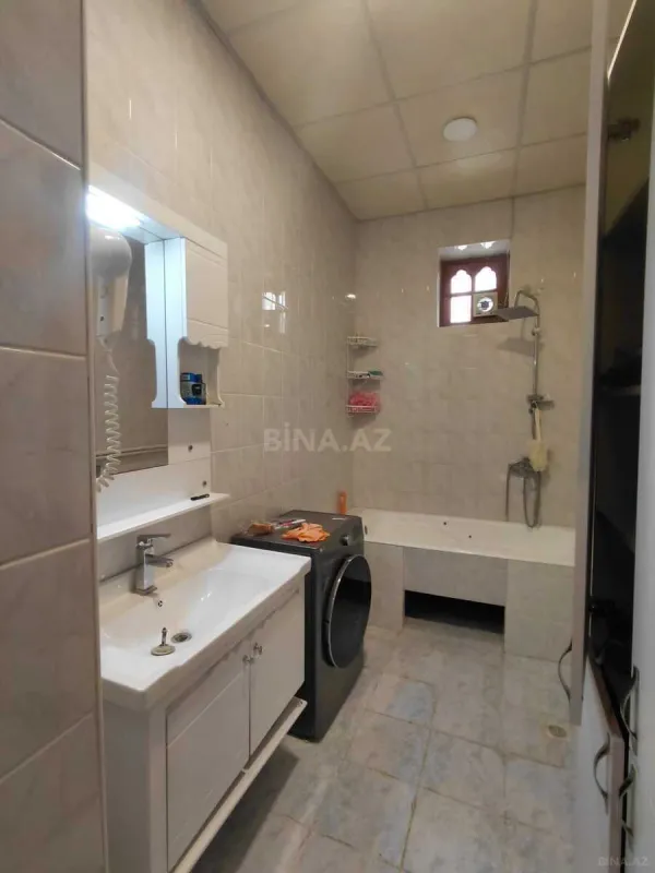 Satılır 4 otaqlı həyət evi 220 m²