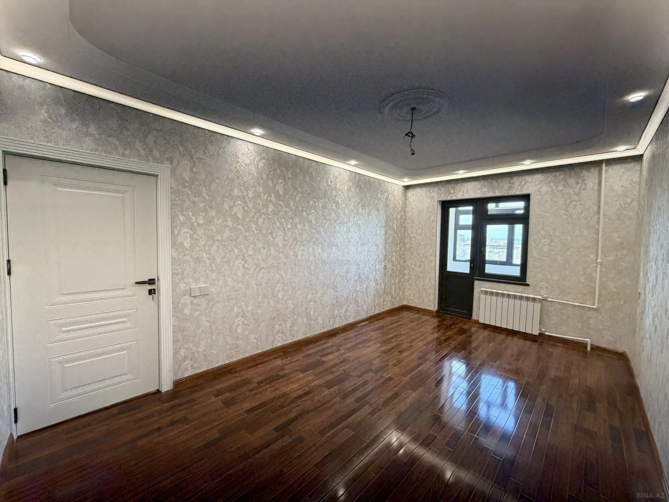Satılır 3 otaqlı mənzil 72 m²