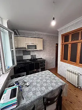 Satılır 2 otaqlı mənzil 65 m²