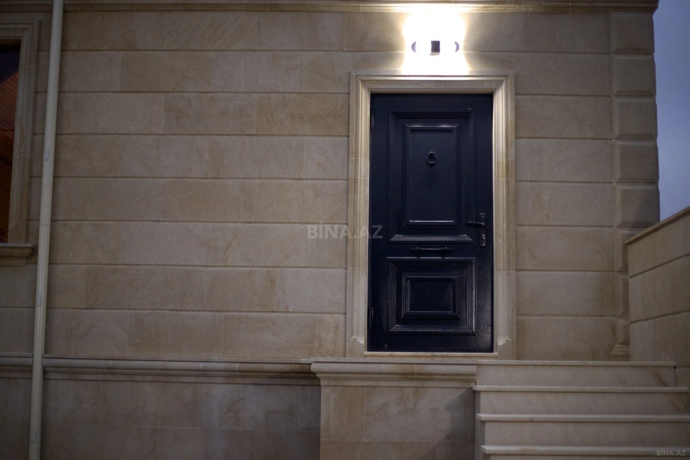 Satılır 4 otaqlı həyət evi 180 m²