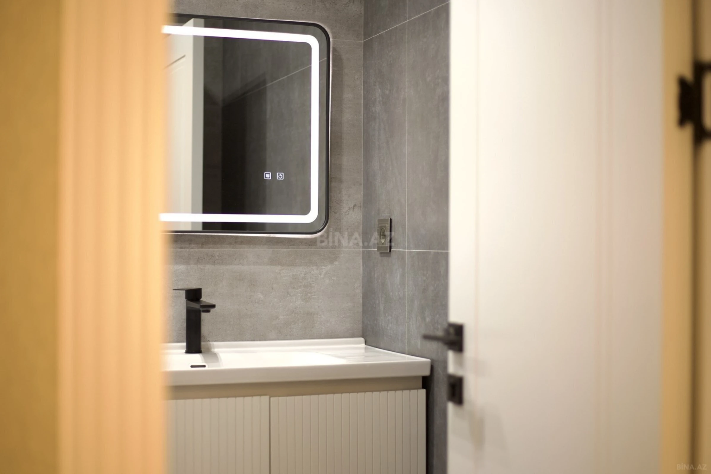 Satılır 4 otaqlı həyət evi 180 m²