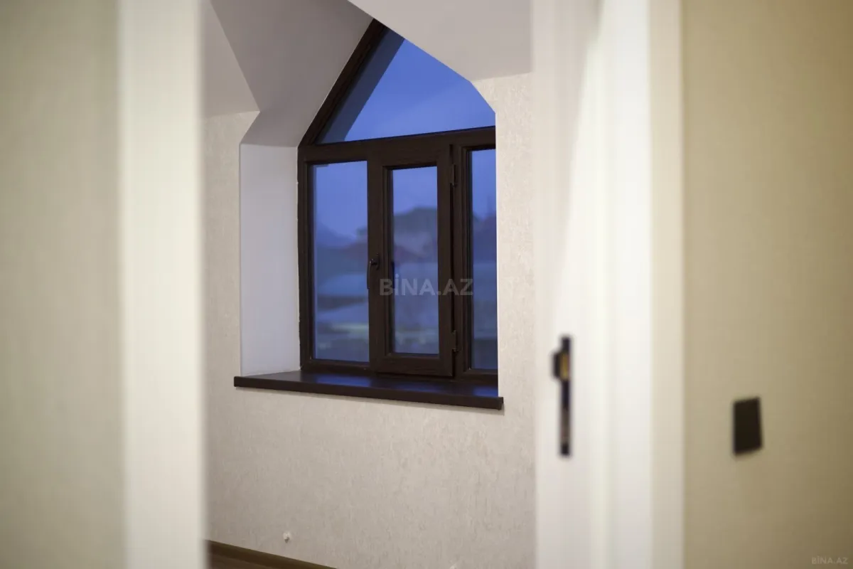 Satılır 4 otaqlı həyət evi 180 m²