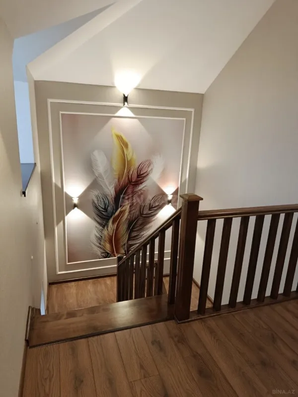 Satılır 4 otaqlı həyət evi 180 m²