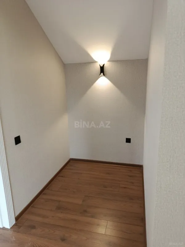 Satılır 4 otaqlı həyət evi 180 m²