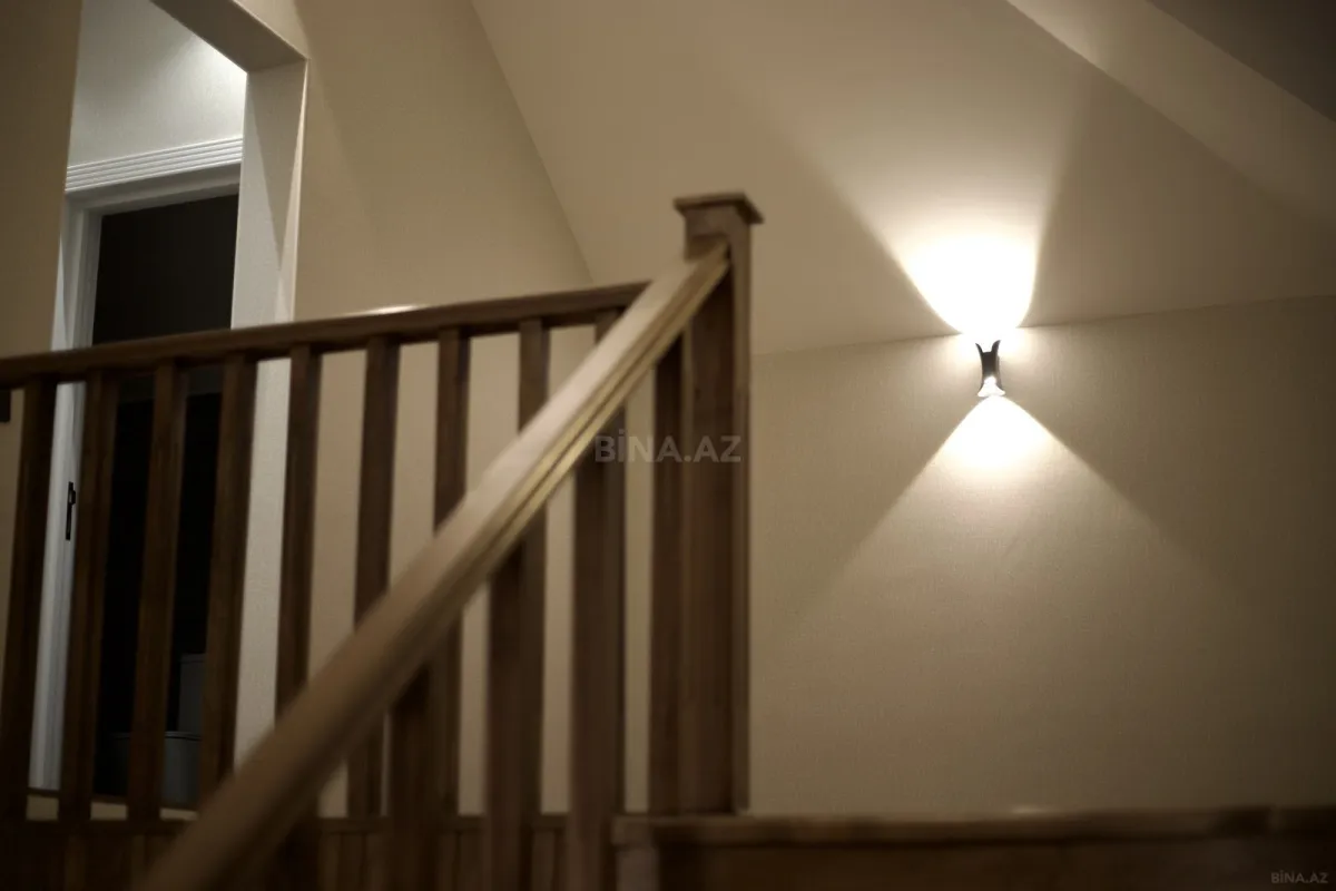 Satılır 4 otaqlı həyət evi 180 m²