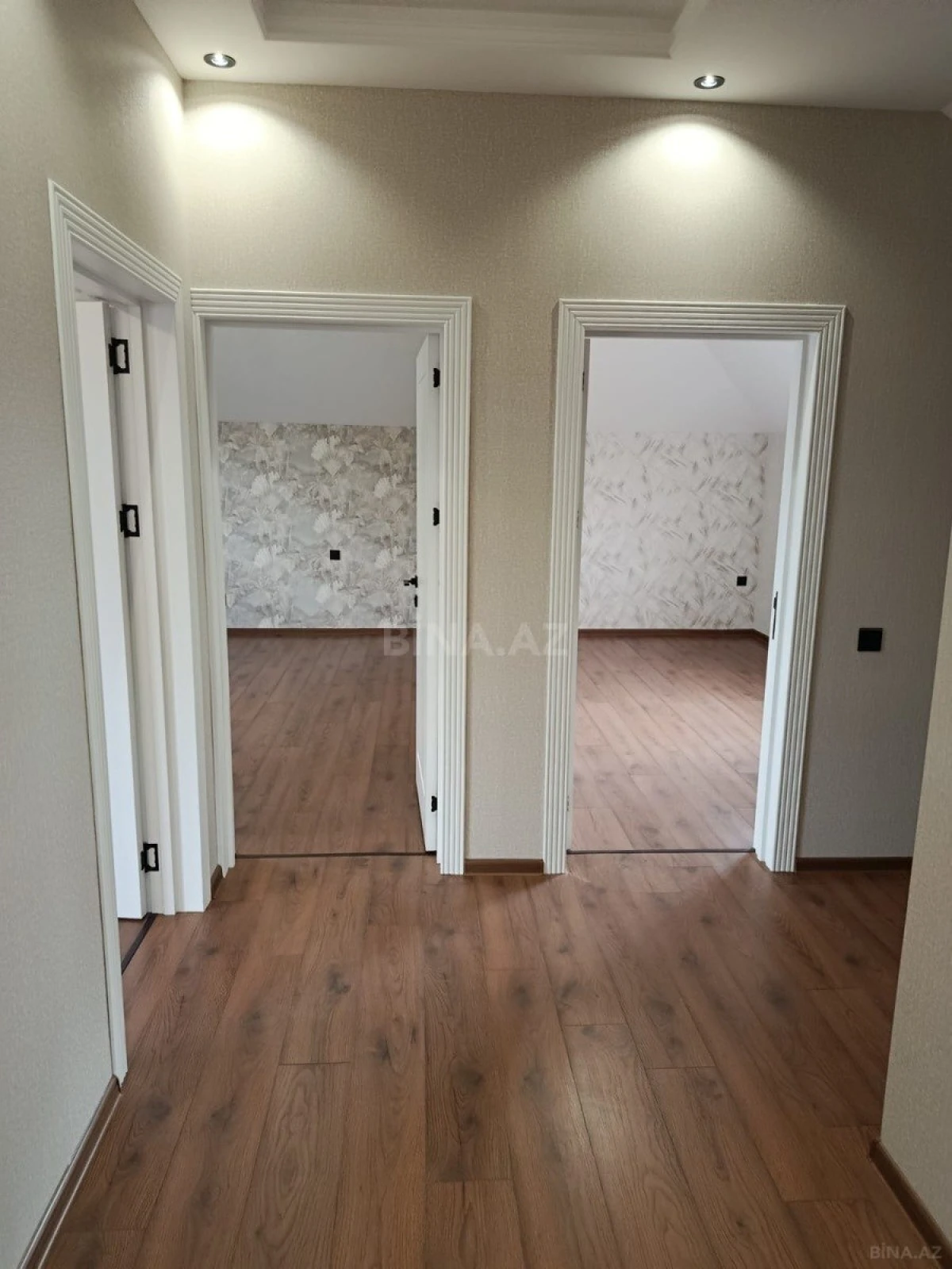 Satılır 4 otaqlı həyət evi 180 m²