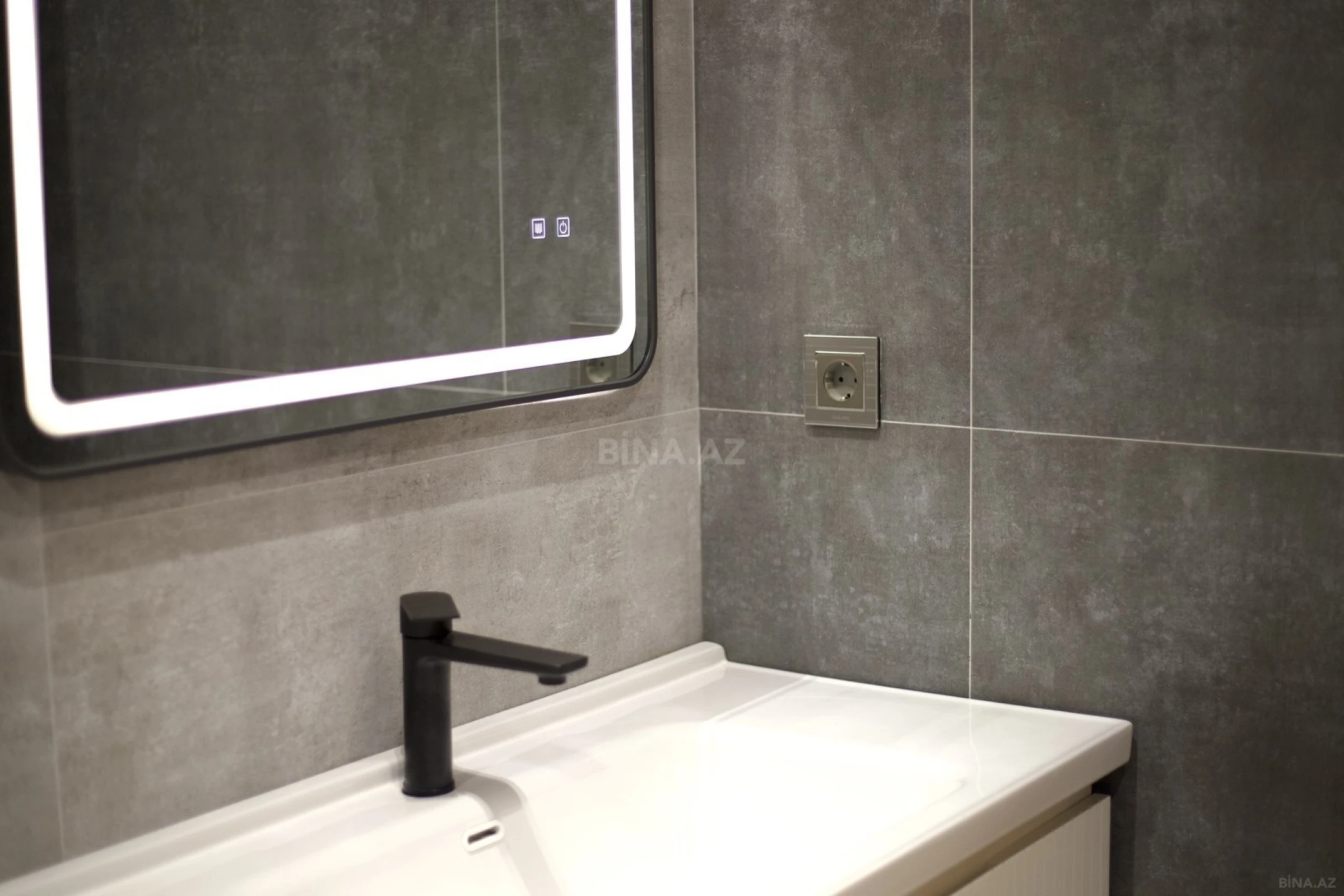 Satılır 4 otaqlı həyət evi 180 m²