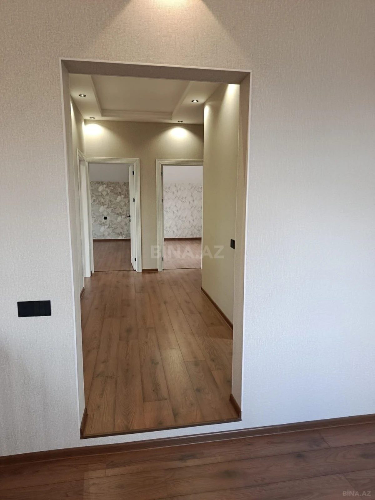 Satılır 4 otaqlı həyət evi 180 m²