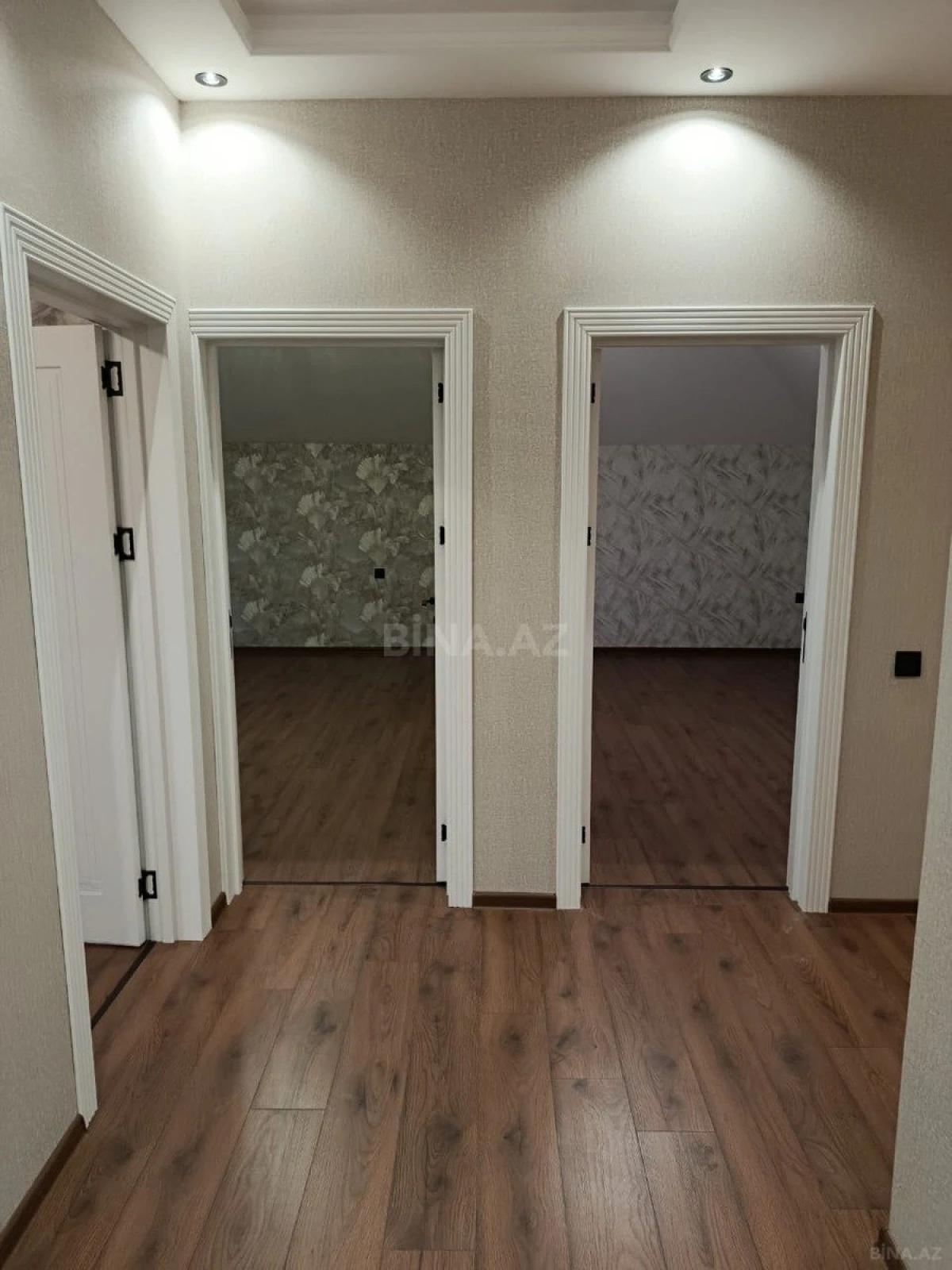 Satılır 4 otaqlı həyət evi 180 m²