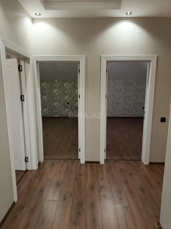 Satılır 4 otaqlı həyət evi 180 m²