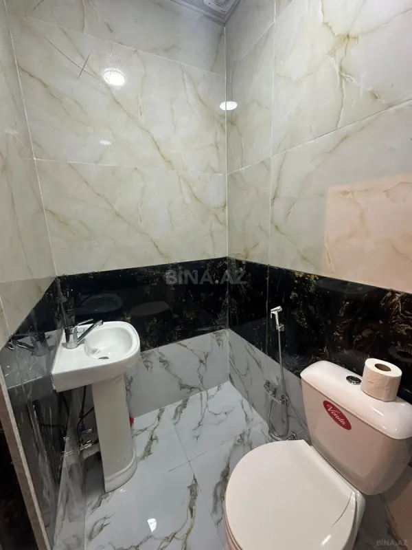 Kirayə verilir 2 otaqlı mənzil 65 m²