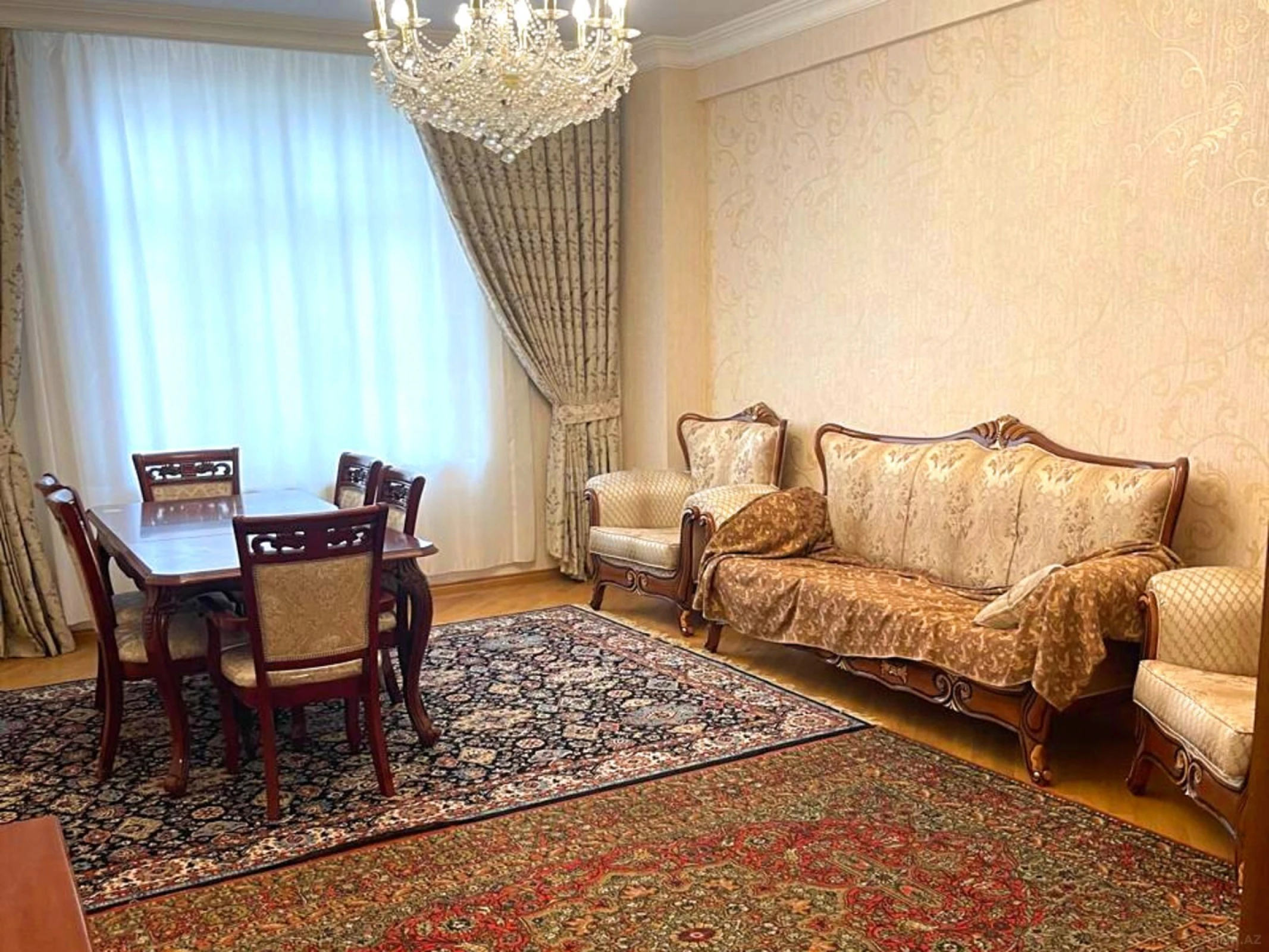 Satılır 3 otaqlı mənzil 106 m²