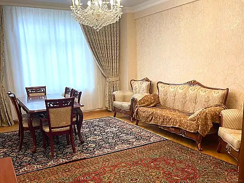 Satılır 3 otaqlı mənzil 106 m² — Bakı, Həzi Aslanov qəs. 3 otaq 106.00 m²