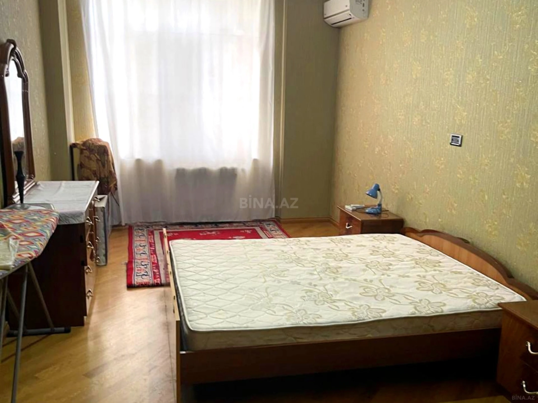 Satılır 3 otaqlı mənzil 106 m²